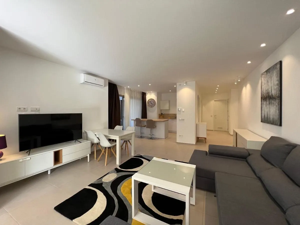 Luxury Family Apartment Equilibrium By Altamarhomes Palm-mar Hiszpania